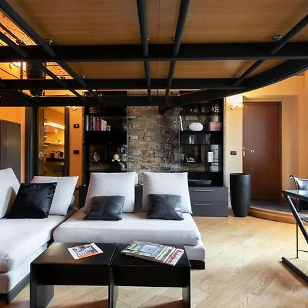 Secret Retreat With View By Halldis